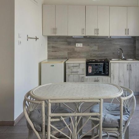 Lovely Studio Apartment For 2 Ppl In Афины Экстерьер фото