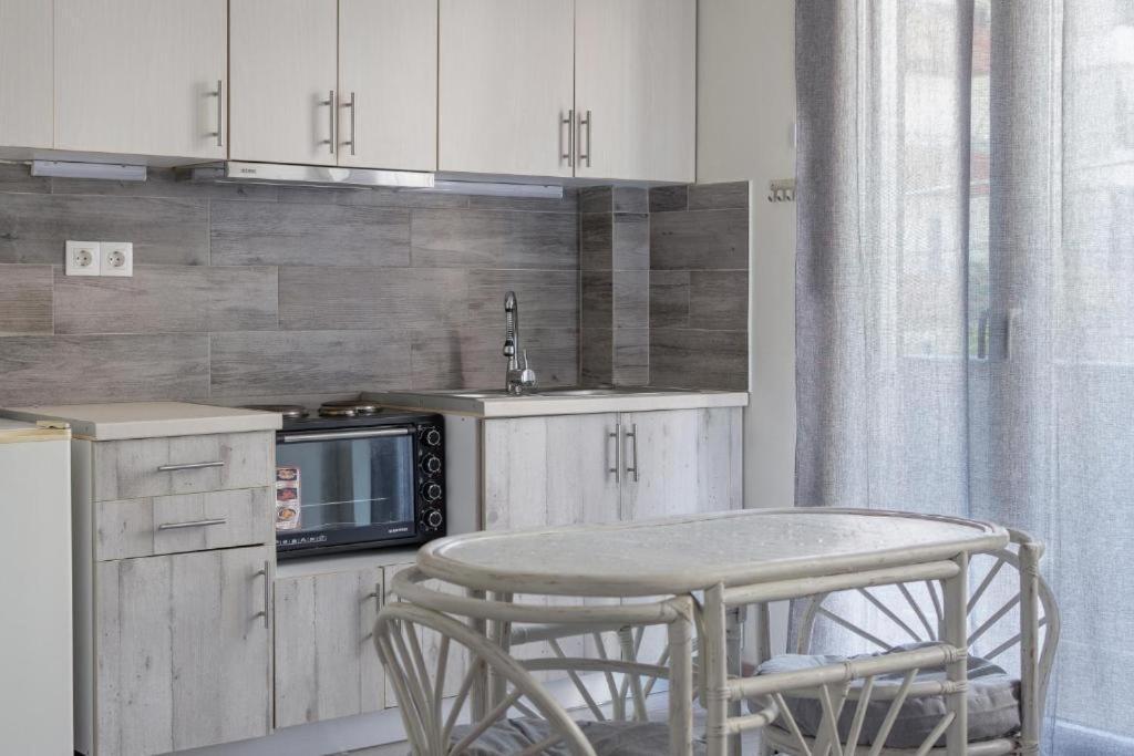 Lovely Studio Apartment For 2 Ppl In Афины Экстерьер фото