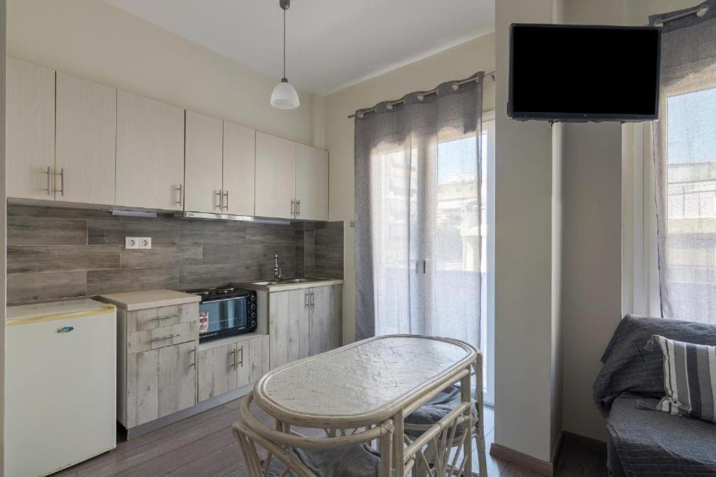 Lovely Studio Apartment For 2 Ppl In Афины Экстерьер фото